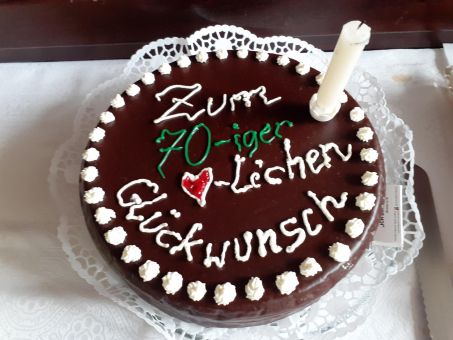 Feier des 70. Geburtstags von P. Josef Kampleitner beim Pfarrbüroteam und bei den Senioren am 15.03.2022